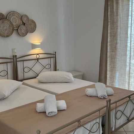 Hotel Chrisoula Antiparos Town Exteriör bild